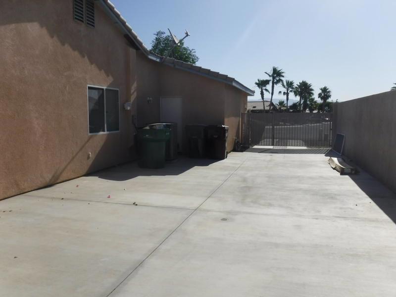 Las Brisas North - Residential Lease