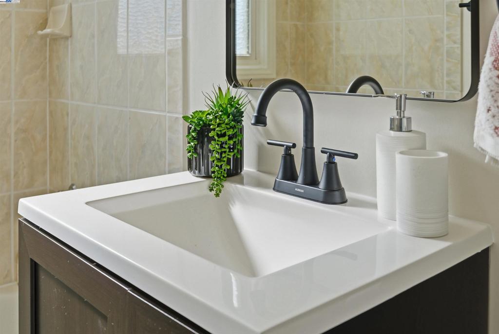 Not Listed - Residential