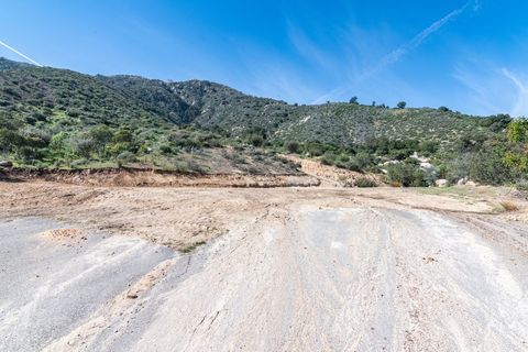 Tiny photo for 29 Lakeview, Lake Elsinore, CA 92530 (MLS # SW26087514)
