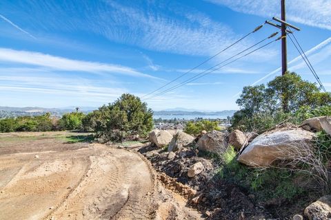 Tiny photo for 29 Lakeview, Lake Elsinore, CA 92530 (MLS # SW26087514)