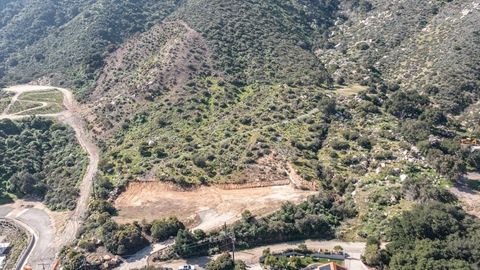 Tiny photo for 29 Lakeview, Lake Elsinore, CA 92530 (MLS # SW26087514)