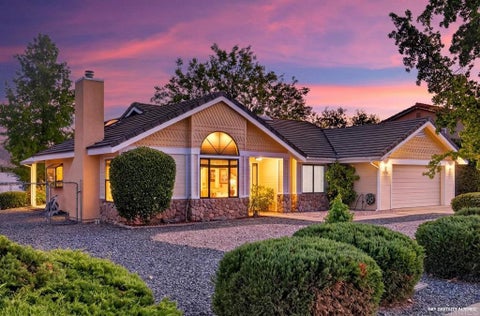 Photo of 23543 Oriente Way, Ramona, CA 92065 (MLS # NDP2608690)