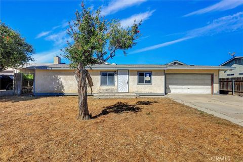 Photo of 213 Cavendish Drive, Hemet, CA 92545 (MLS # SW26070931)