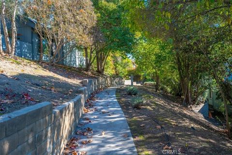 Tiny photo for 40 Sombrilla Court, Atascadero, CA 93422 (MLS # PI26005968)