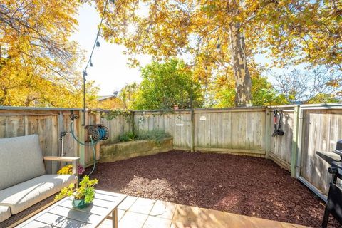 Tiny photo for 40 Sombrilla Court, Atascadero, CA 93422 (MLS # PI26005968)