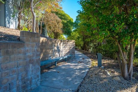 Tiny photo for 40 Sombrilla Court, Atascadero, CA 93422 (MLS # PI26005968)