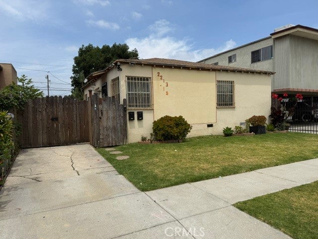 2213 S Spaulding AVE