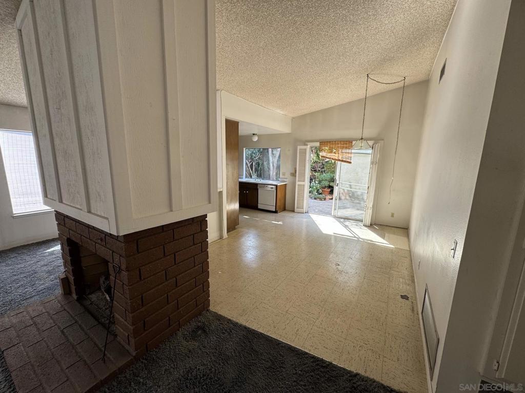 25085 La Suen Rd