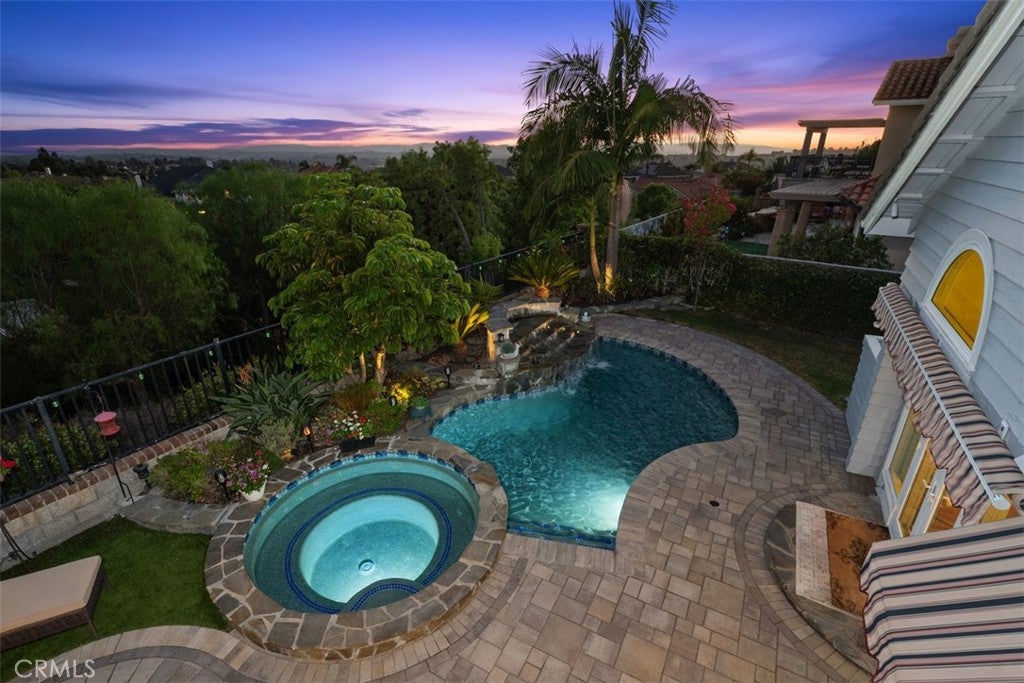 22385 Pineglen