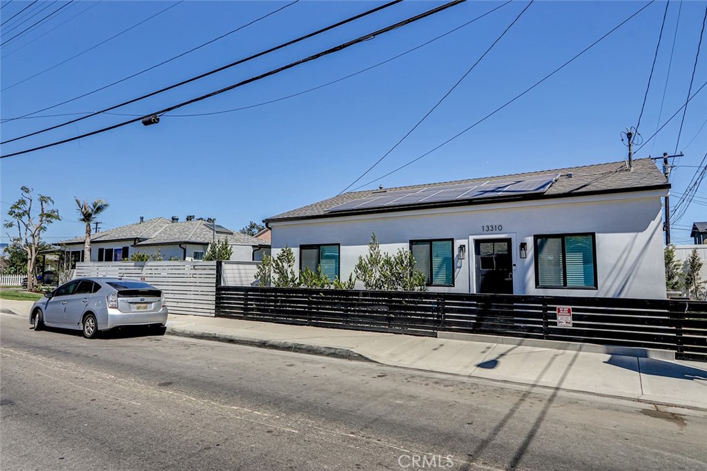 4878 W 133rd Street
