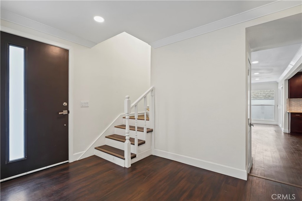 22100 Acorn St Street