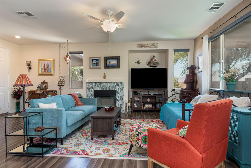 Desert Willow - Residential