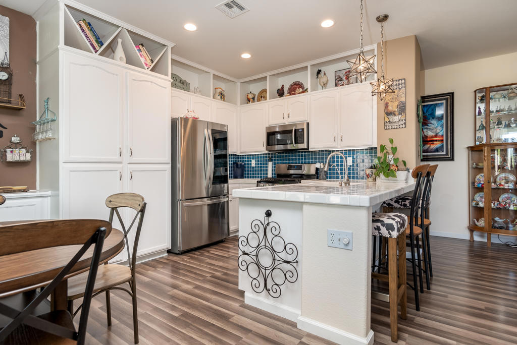 Desert Willow - Residential