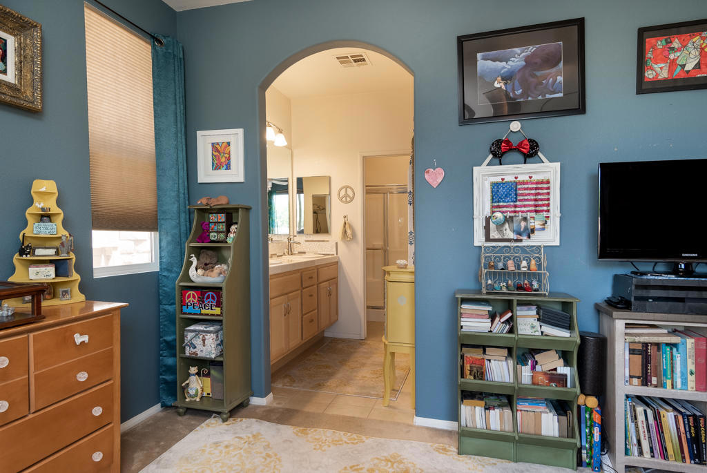 Desert Willow - Residential