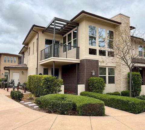 16750 Coyote Bush Drive 19 San Diego CA 92127