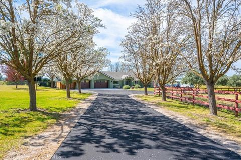 Tiny photo for 4385 Camp 8 Rd, Paso Robles, CA 93446 (MLS # NS26039675)