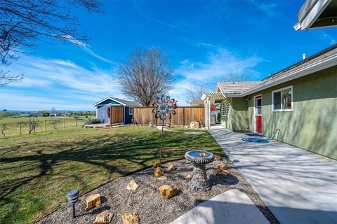 Tiny photo for 4385 Camp 8 Rd, Paso Robles, CA 93446 (MLS # NS26039675)