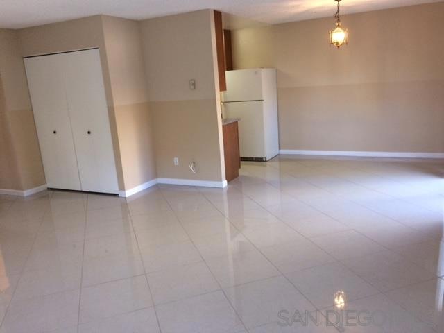 7819 Camino Glorita