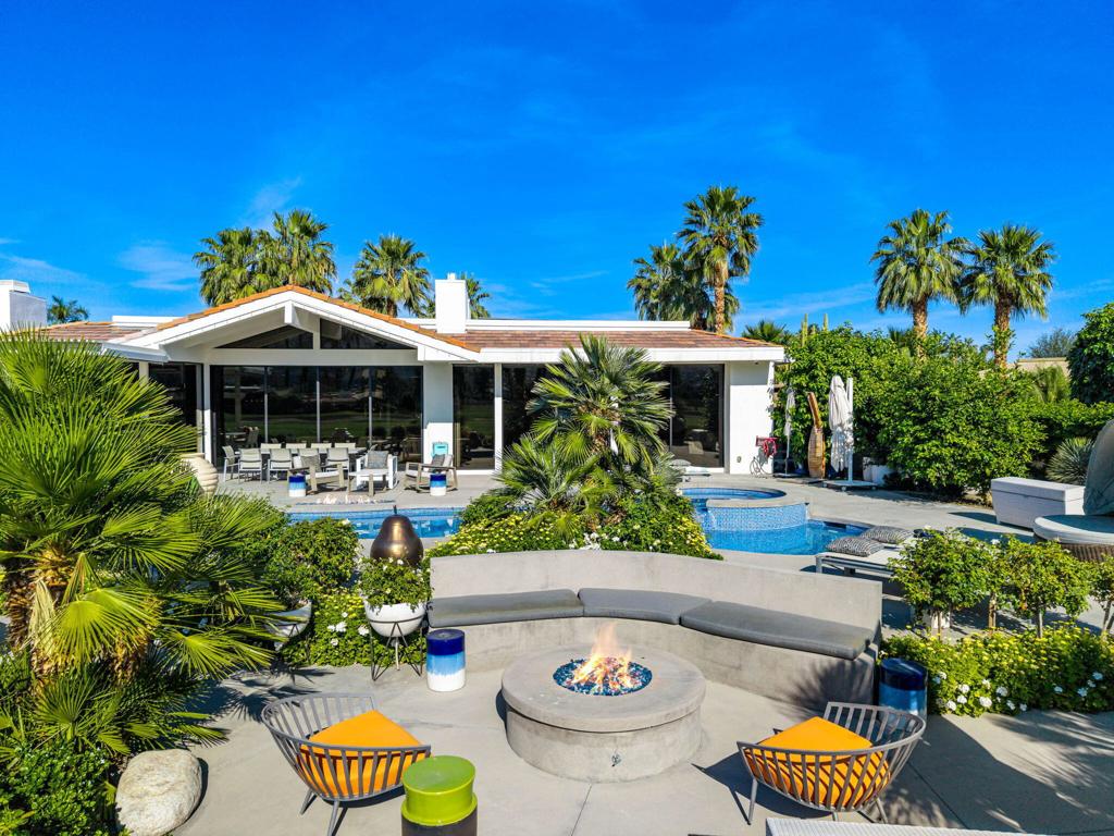 4 Deerfield Court