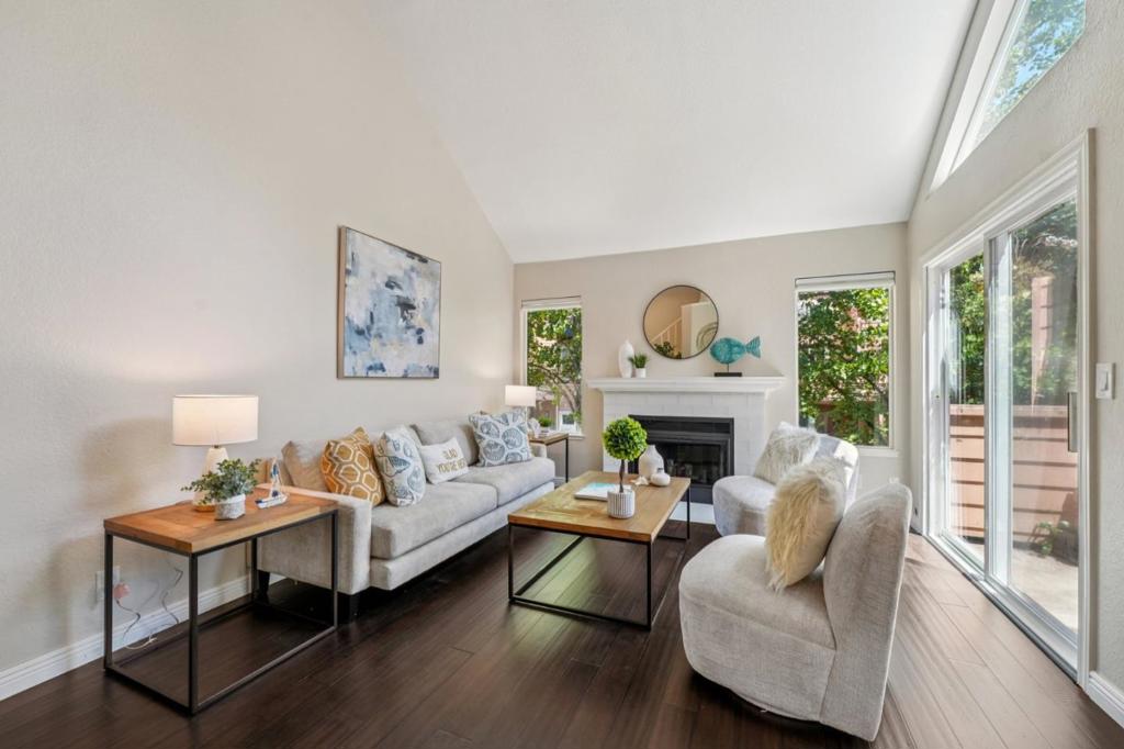 255 Sumba Court