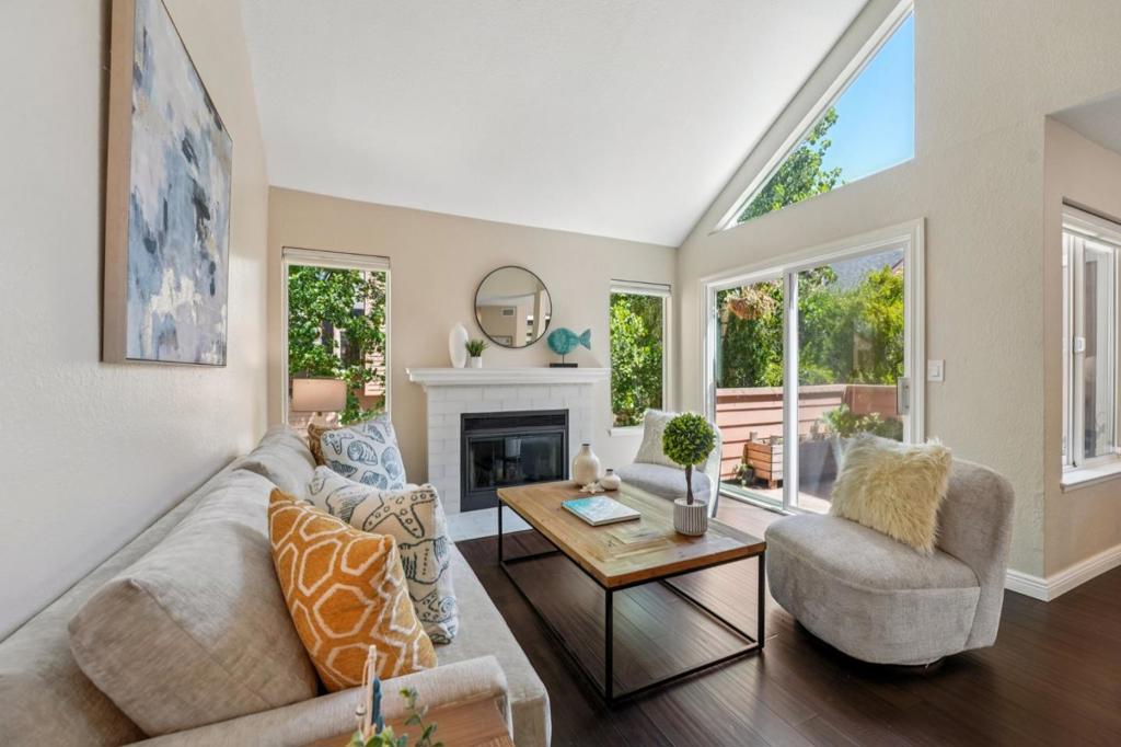 255 Sumba Court