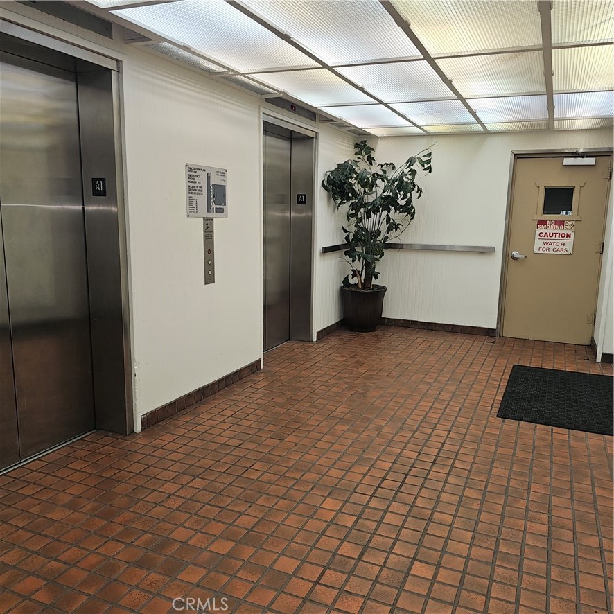 Alamitos Beach (AB) - Residential Lease