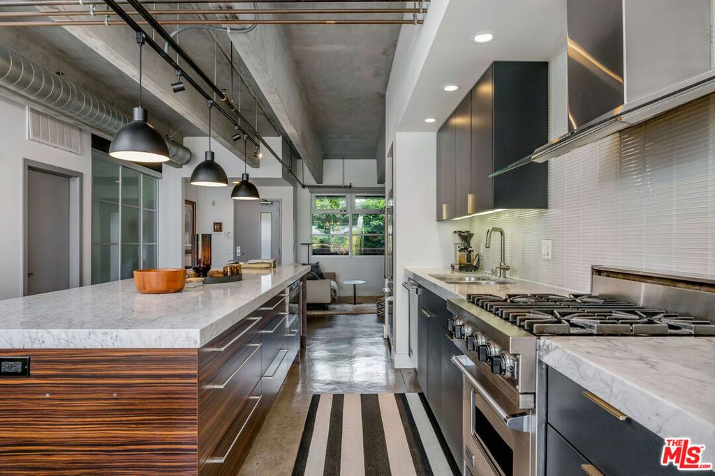 Photo of 4141 Glencoe Avenue #206, Marina Del Rey, CA 90292 (MLS # 25605853)