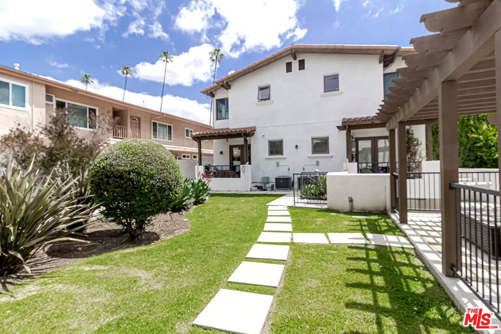 listing image 130721274848805583173
