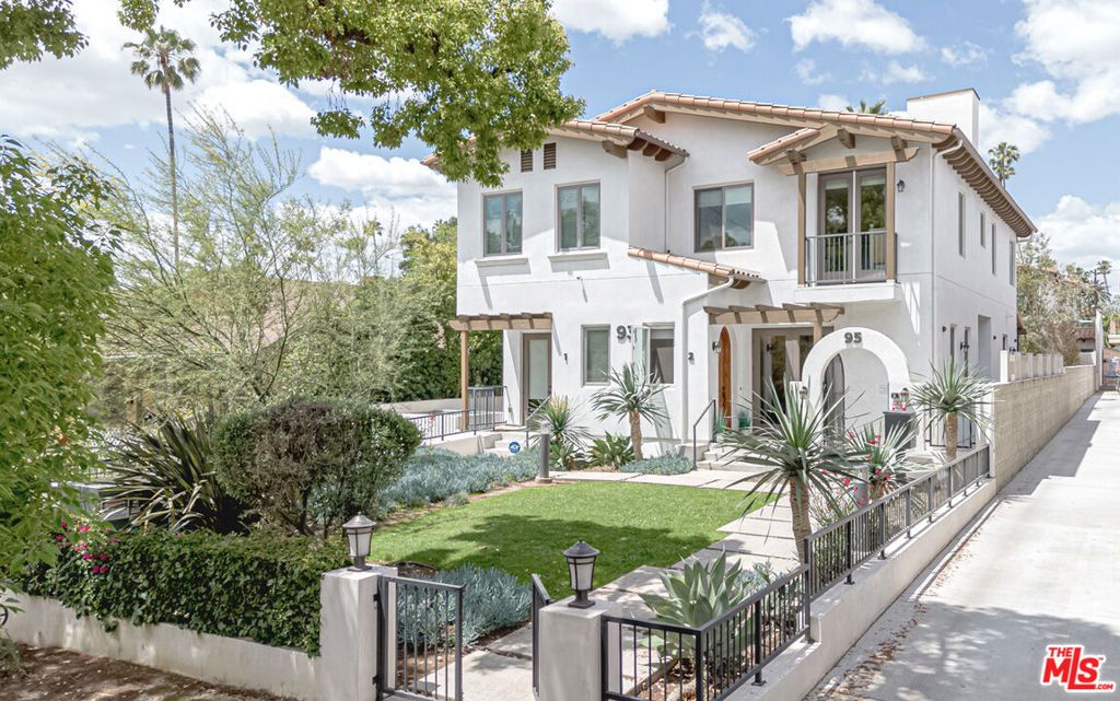 listing image 130727265830822554176