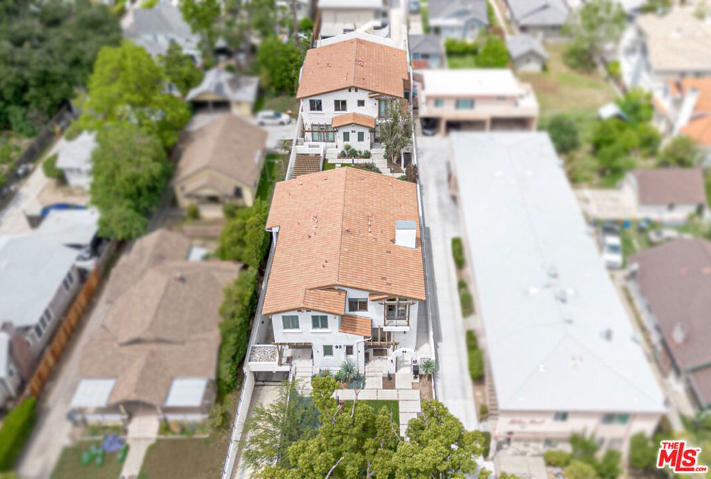 listing image 130723523590368082433
