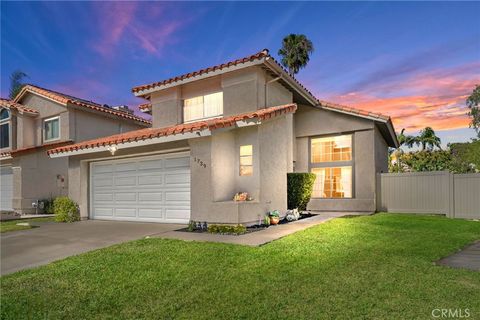 1739 Avenida Segovia Oceanside CA 92056
