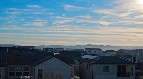 105 Chorus Irvine CA 92618