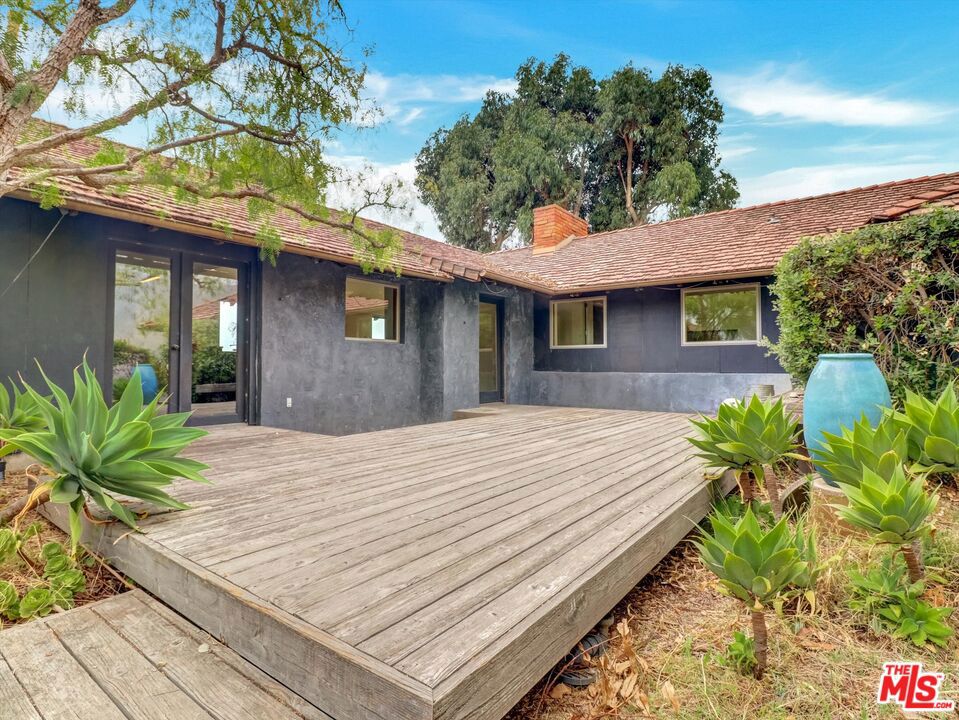 16959 Dulce Ynez Lane