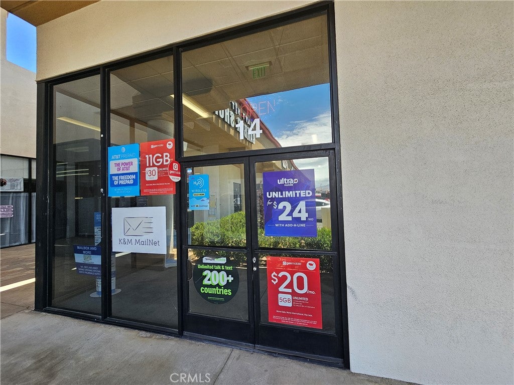 3005 E Palmdale Boulevard E 14