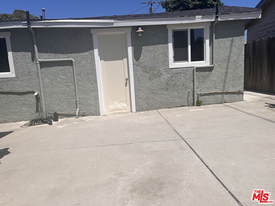 - Residential Lease
