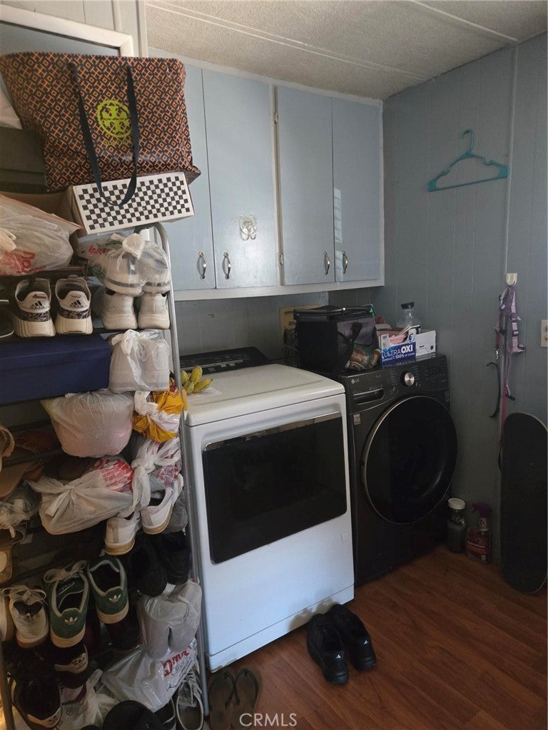 14352 Beach 23