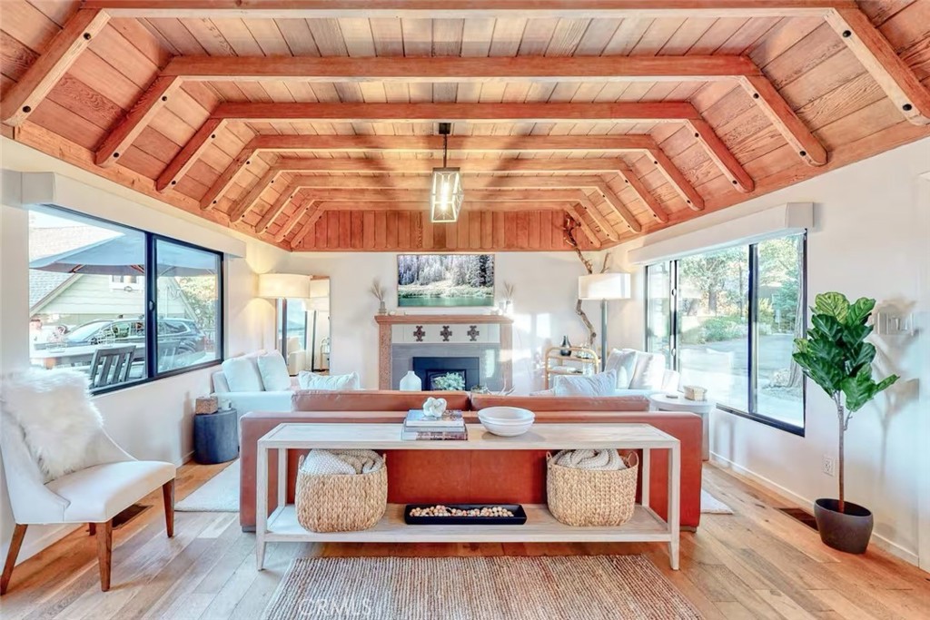 Arrowhead Woods (AWHW) - Residential