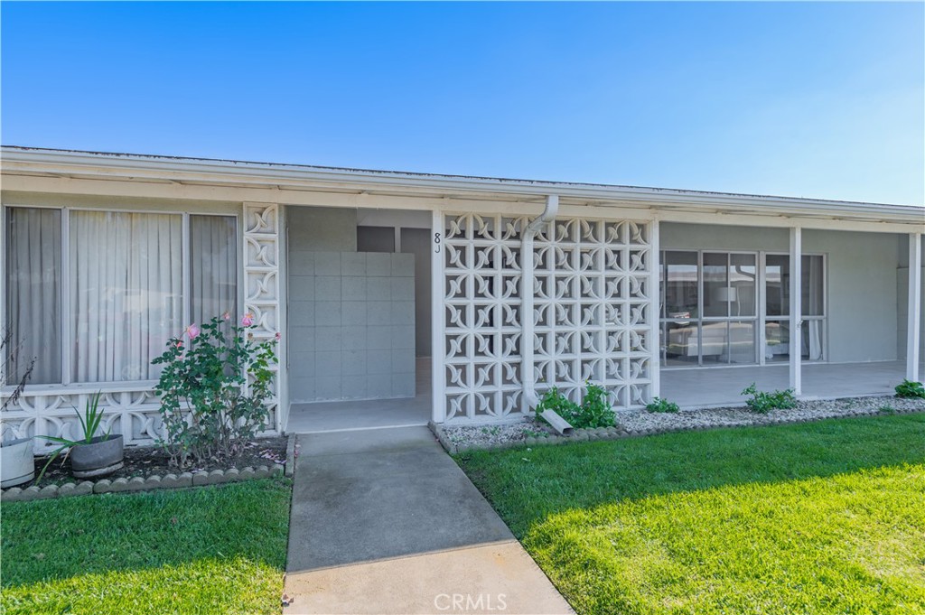 13902 Thunderbird 8J