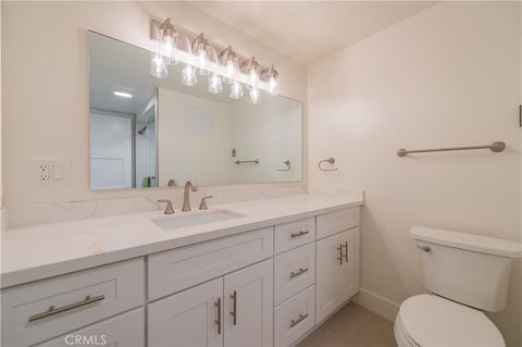 13902 Thunderbird 8J Seal Beach CA 90740