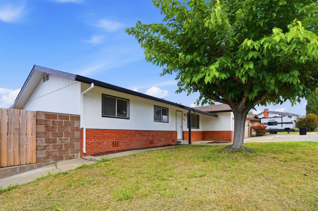 830 Morgan Lane