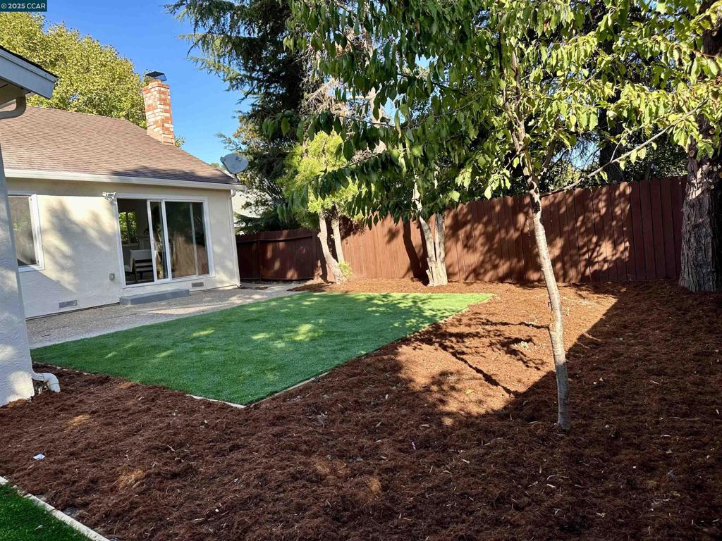 PINOLE VALLEY - Residential