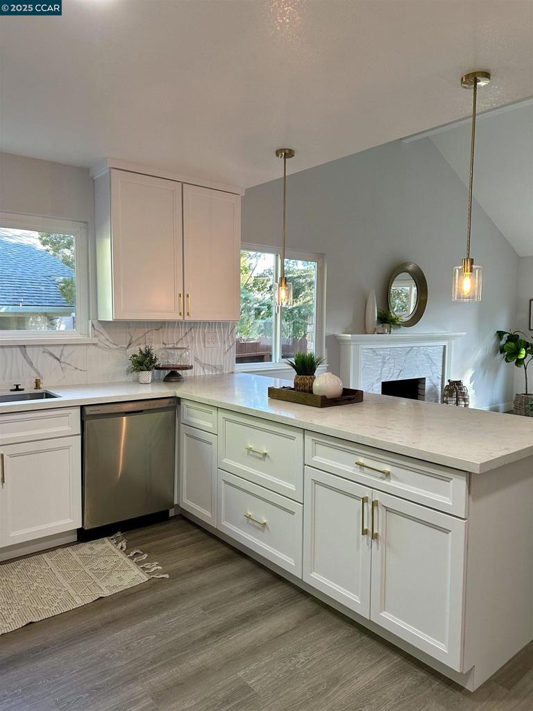 PINOLE VALLEY - Residential