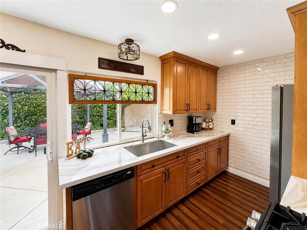 4002 Yellowstone Circle