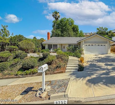 Photo of 3752 Corte De Los Reyes, Thousand Oaks, CA 91360 (MLS # 226001314)