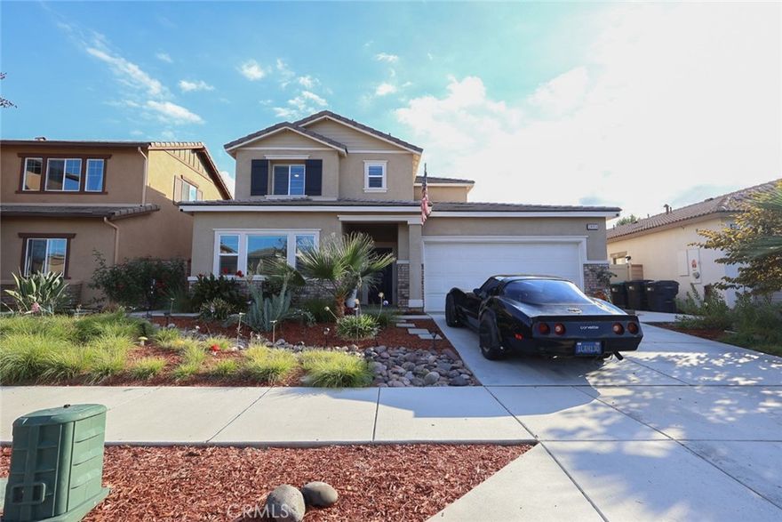 Welcome to 24155 Dusty Trail Way, a luxurious two-story home located in the beautifully master-planned Audie Murphy Ranch community. Designed for today’s modern living, this 4 bedroom 3.5 bath home features a true Multi-Generational Suite. A private home within a home.
The suite offers its own front entrance and private rear-yard exit, making it ideal for parents, adult children, guests, or even rental income. Inside, it lives fully independently with its own living lounge, full bathroom, walk-in closet, dedicated washer/dryer hookups, and a kitchenette with microwave, mini-fridge, sink, and storage.
The main residence is equally impressive, featuring a charming Ranch-style elevation and a spacious open-concept great room + chef’s kitchen, perfect for gatherings and connection. Highlights include 9 ft. ceilings, a large entertainer’s island, and a full Whirlpool appliance suite.
Every inch of this home is enhanced with modern Smart Home technology, offering comfort, convenience, and future-ready living.
