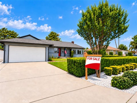 Photo of 1030 S Pricedale AVE, West Covina, CA 91790 (MLS # RS26214444)
