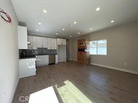 Properties 2 9156 Morehart Avenue