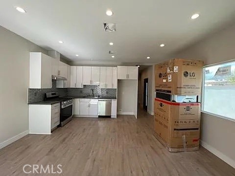 Properties 1 9156 Morehart Avenue