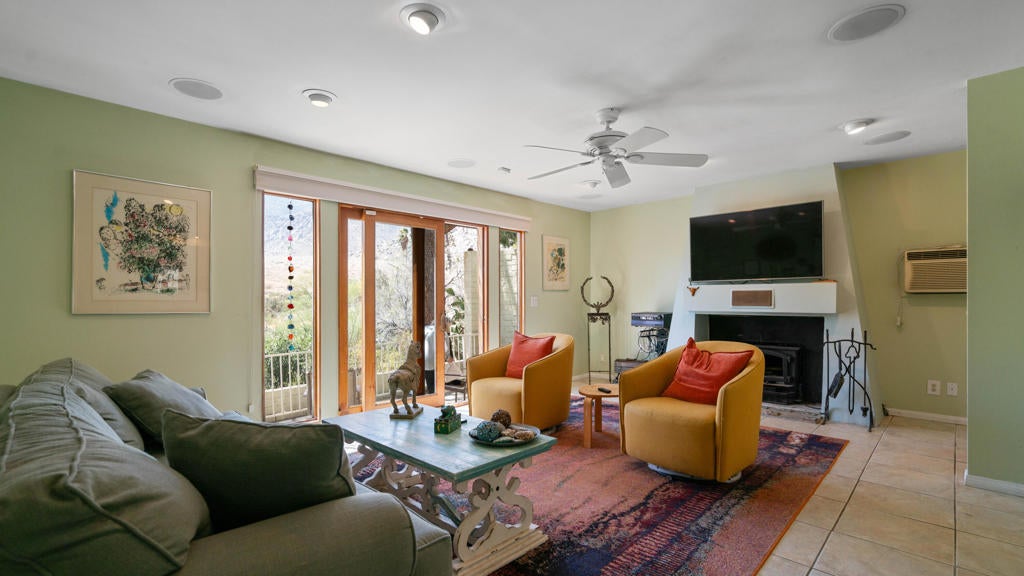 15856 Creosote Trail