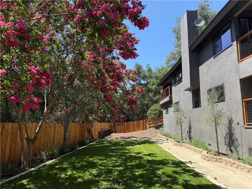 Properties 3 521 Fremont Drive
